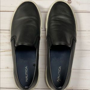 Nautica Women’s Sneaker Slip On Black Size 9.5